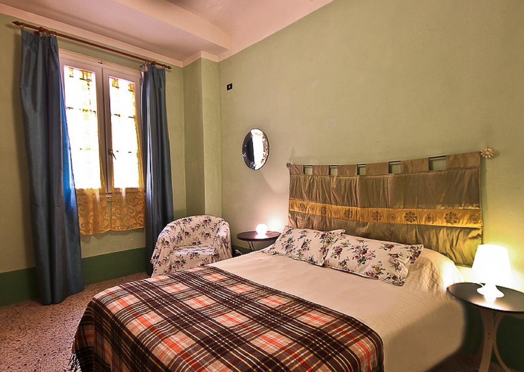 Apartments Florence- Santa Maria Novella Room photo